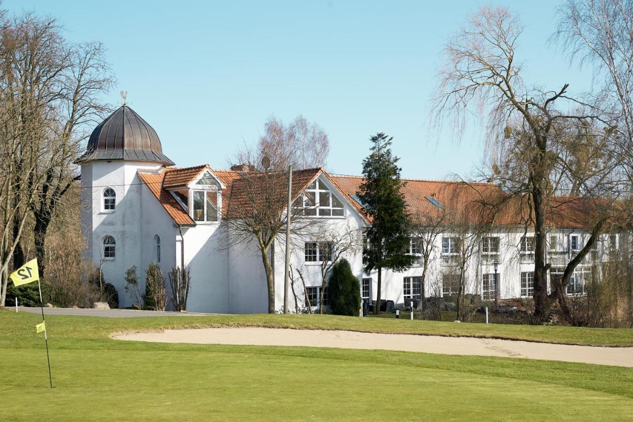 Van Der Valk Golfhotel Serrahn - Adult Only Exterior photo
