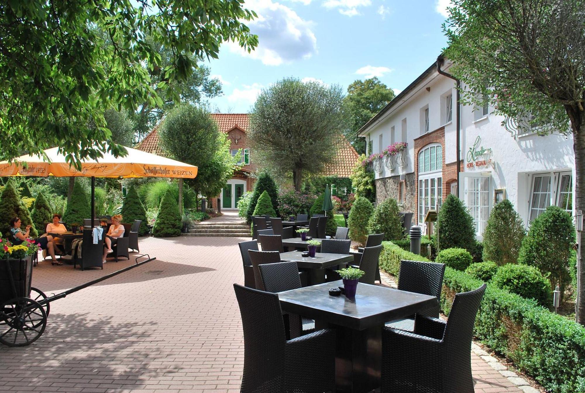 Van Der Valk Golfhotel Serrahn - Adult Only Exterior photo